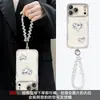 Capa de celular tipo pulseira com coração de diamante, adequada para Apple 17 Pro Max, iPhone 15, um design estiloso e luxuoso, novidade de 2016, e um design simples para iPhone 14