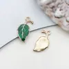 1 Accesorio de Joyería DIY Verde Aleación Esmalte Flor de Cerezo Colgante Llavero Pendientes Accesorios para el Cabello Encanto para Teléfono Venta al por Mayor