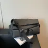 Nova bolsa transversal esportiva moderna estilo coreano com múltiplos bolsos, bolsa de ginástica fashion para homens e mulheres, bolsa de viagem portátil para passeios