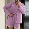 Conjunto de Dos Piezas de Algodón a Rayas con Encaje y Mangas Largas Se Puede Usar Afuera como Pijama Nuevo Otoño 2026 Ropa de Casa para Mujer Europea y Americana
