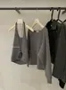 Conjunto Duas Peças Y.JIA Estilo Casual de Outono Top Regata Sem Costas com Gola Halter + Suéter de Manga Longa de Um Ombro 588