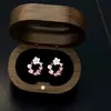 Pendientes de Clip Blancos de Rosa Parisina Vintage para Mujer, Sin Perforar, Diseño Único, Elegantes y Versátiles