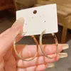Pendientes de Aro Geométricos Estilo Europeo y Americano con un Ambiente de Alta Gama, Elegante, de Moda y Tendencia, Populares entre los Influencers, Nuevos Accesorios de Oreja de Moda 2026