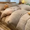 Juego de ropa de cama de cuatro piezas de terciopelo de leche engrosado por ambos lados, invierno, con felpa adicional, funda de edredón de terciopelo coral, sábana de cama con cara de franela, juego de tres piezas