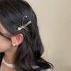 Clip de resorte con perla hueca y lazo de metal de Corea del Sur 2024, nuevo accesorio para el cabello con clip lateral para mujer