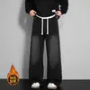 Calça jeans reta personalizada/estilo americano com forro de fleece para homens, calça grossa para outono e inverno, marca de moda high street unissex calça larga