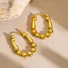 Pendientes Geométricos de Corazón de Acero de Titanio Chapados en Oro de Lujo Ligero a la Moda para Mujer, Diseño de Nicho con un Toque de Alta Gama, Pendientes de Presión de Aceite que No se Desvanecen