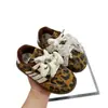 Zapatos Casuales de Moda para Niños Versátiles con Más Terciopelo Nuevo Estilo Otoño/Invierno 2025 Zapatos Deportivos para Exteriores Estilo Coreano para Niñas con Más Terciopelo Suela Suave