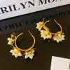 Pendientes Estéreo de Metal Rosa Retro Franceses, Pendientes Femeninos y Versátiles con Púa de Plata 925, Pendientes de Gama Alta de Nicho
