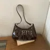 Bolsa de ombro feminina casual e moderna, nova coleção outono 2026, apresentando um design único, estilo minimalista e bolsa de axila fashion