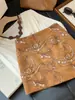 Falda de Gamuza Bordada Vintage para Mujer, Nueva Otoño Cintura Alta Adelgazante Versátil Anti-Exposición Falda Corta de Línea A Bodycon