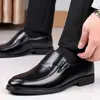 Promoção Especial Sapatos Masculinos Outono Sapato Social Masculino Sapatos de Couro Masculinos Sapatos Masculinos Versáteis Sapatos Casuais de Couro da Moda Sapatos para Homens de Meia-idade e Idosos Sapatos de Pai