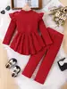Ropa Infantil Transfronteriza Europea y Americana Conjunto de Niña Traje Rojo con Lazo de Canalé Top de Mangas Volantes Conjunto de Pantalones Largos Casuales Conjunto de Dos Piezas