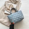 Bolso de mano texturizado sencillo para mujer, novedad primavera 2024, estilo coreano, moderno, de gran capacidad, informal, tipo bandolera.