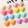 Pendientes de resina con forma de corazón de melocotón, color Joker coreano, color sólido, brillante, para bricolaje, horquillas, carcasas para teléfono móvil, venta al por mayor