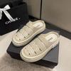 Sapatos femininos com sola grossa e furos para uso ao ar livre, novas chinelos de meia fechados para praia, celebridade da internet, chinelos transfronteiriços para interior e exterior do Sudeste Asiático