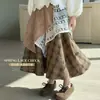 Conjunto Feminino Saia de Primavera 2025 Nova Saia Princesa para Menina Conjunto de Duas Peças Primavera e Outono Saia Branca Infantil