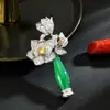 Broche pin de flor de magnolia verde calcedonia estilo chino nuevo, lujoso y sofisticado, accesorio de ramillete de alta gama