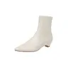 Botines chic de tacón de gatito estilo coreano, punta fina delicada, 2026 otoño e invierno, tacón bajo grueso, pierna elástica ajustada, versátiles, botines cortos para mujer
