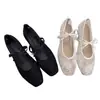 Moda Primavera/Verano 2026 Nuevos Zapatos de Malla Bordados con Lazo para Mujer Estilo Chino Versátiles Planos Mary Jane Huecos