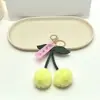 Llavero Creativo de Felpa de Cereza para Mujer, Colgante de Bola de Fruta para Bolso, Colgante de Bola para Maleta de Coche Venta al por Mayor