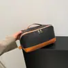 Nuevo bolso de mano con estampado de palma de PU, bolsa de maquillaje, gran capacidad, sensación de alta gama, bolsa de almacenamiento de cosméticos de viaje portátil, neceser