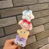 Broche de Dibujos Animados de Peluche Pasador Lindo para Niña Colgante Accesorios Divertidos de Otoño e Invierno Venta al por Mayor Regalo Dulce de Tela de Doble Uso