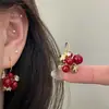 Pendientes de Zirconia para Año Nuevo con Aspecto de Alta Gama, Estilo Dulce y Fresco, Pequeños y Sencillos, Modernos y Versátiles, Aretes de Personalidad Única