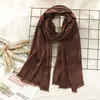 Novo Lenço Artístico Outono e Inverno 2024 Feminino de Algodão e Linho Japonês e Coreano Cor Lisa Novo Produto Atacado Lenço de Linho Duas Cores