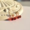 Collar de cereza roja de alta calidad de acero de titanio que combina con todo para mujer, de verano, pequeño, fresco, simple, exquisito, ligero, de lujo, cadena de clavícula que no se decolora.