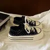 Novos tênis de lona com bolinhas estilo 2026 para crianças, coleção primavera e outono, com sola grossa, slip-on para meninas