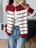 Cárdigan de Punto Bordado con Rayas de Contraste Coreano para Mujer 25 Otoño e Invierno Nuevo Suéter Holgado de Combinación de Colores con Cuello Redondo para Mujer