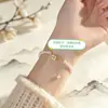 Nuevo Pulsera de Perlas de Imitación de Agua Dulce Estilo Chino para Mujer con Colgante de Carácter Fu Pulsera de Lujo Ligero con Sensación de Alta Gama Regalo para Mejor Amiga Joyería de Mano de Tendencia Nacional