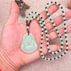 Colar Longo Corrente Suéter Pingente Guanyin Buda Vidro Imitação Jade para Mulheres, Joias Estilo Nacional Atacado para Lojas de Presentes e Barracas de Rua
