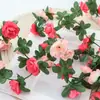 Colgante de pared de enredadera de rosas artificiales, flor de seda con 45 flores, enredadera decorativa de flor de cerezo, decoración artificial de flor en el techo, enredadera de planta artificial