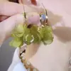 Pendientes de Flor de Lujo Ligero Imitación de Concha Francesa para Mujer Diseño de Nicho Elegantes de Gama Alta Pendientes Súper Hada de Pétalos