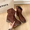 Botines gruesos de tacón medio hasta la pantorrilla 2026 nuevo estilo para mujer versátiles retro estilo británico Botas Martin para otoño e invierno