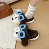 Design de filhote de cachorro de desenho animado, pantufas de algodão fofas, fofas e macias, com sola grossa, perfeitas para uso interno e projetadas para mulheres