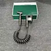Pistola rociadora para inodoro con descarga presurizada, una entrada dos salidas, llave de ángulo para grifo doméstico con pistola de agua, higiene de inodoro de alta presión