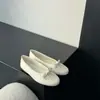 Zapatos Planos de Moda con Suela Suave para Mujer 2026, Adecuados para Faldas, Puntera Redonda Estilo Abuela Boca Baja Mocasines de Piel Suave Zapatos Mary Jane Modernos