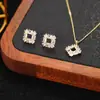 Conjunto de Brincos e Colar Weidni de Luxo Acessível, High-End, Elegante, Moderno e Versátil, Atacado para Mulheres