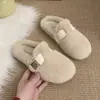 Pantuflas de algodón sin cordones, nueva moda de otoño e invierno, pantuflas peludas cálidas para que las mujeres las usen afuera, medias pantuflas cerradas 2026