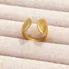 Anillo Nuevo de Acero Inoxidable Transfronterizo Europeo y Americano para Mujer, Anillo de Lujo Ligero Clásico de Moda, Joyería de Acero de Titanio que No se Desvanece