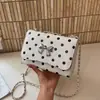 Bolso de mano único para mujer, bolso cuadrado pequeño de diseño de nicho, nuevo bolso de mano coreano de moda 2026, bolso de hombro y cruzado