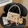 Bolsa quadrada pequena fofa estilo coreano com bolinhas para axila para mulheres, nova bolsa simples para o dia a dia 2026, bolsa de ombro transversal fashion