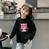Nova Camiseta Infantil de Primavera e Outono, Blusa Básica Tendência de Manga Longa para Meninas no Outono, Top 100% Algodão para Meninas