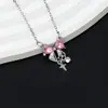 Collar de Corazón Hueco Flor Mariposa de Moda Lujo Ligero Venta Caliente Transfronteriza Europea y Americana para Mujeres, Cadena para Clavícula Estilo Nicho al por Mayor