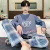 Pijama de Hombre Nuevo de Primavera y Otoño Transfronterizo de Manga Larga Cuello Redondo Holgado Estilo Coreano Talla Grande Ropa Deportiva Portátil para el Hogar Conjunto
