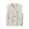 Ropa de mujer de venta caliente transfronteriza en Amazon para el otoño de 2026: chaleco de punto corto redondo bordado floral tridimensional en tres colores