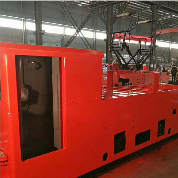 架线式电机车0 - 副本